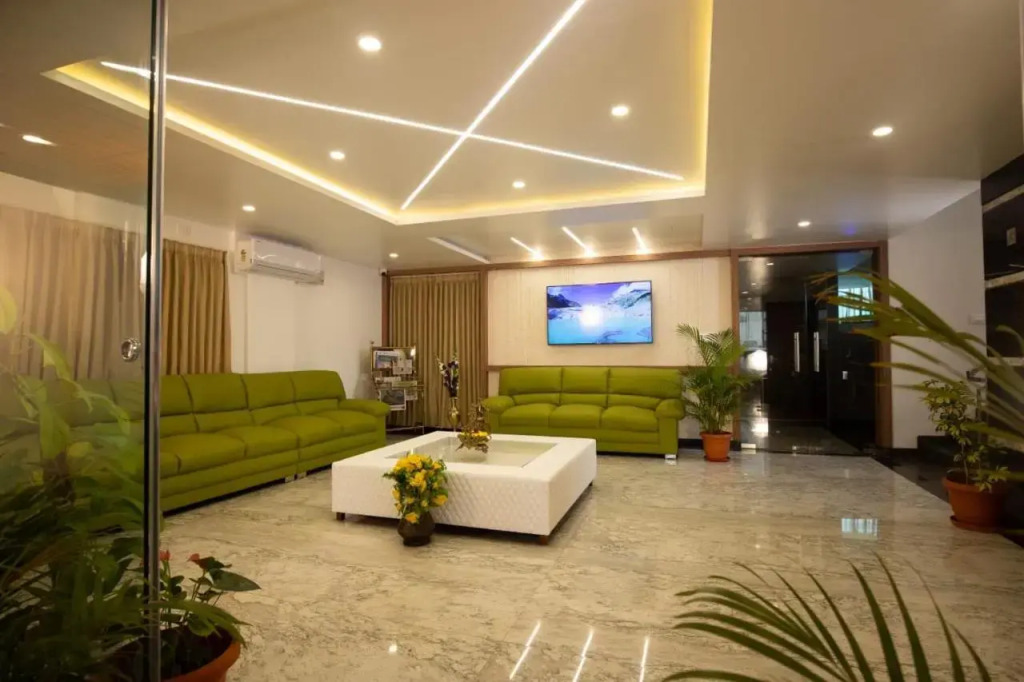 Chikkajala: Villa Grand Hotel Near Kempegowda International Airport