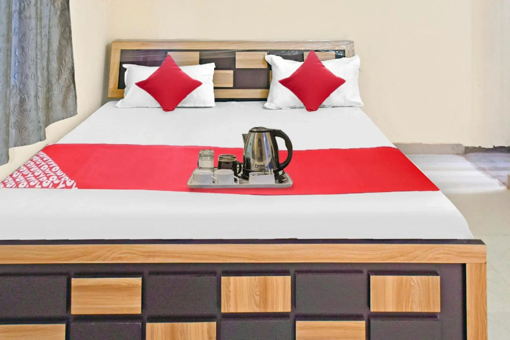 Сарнатх: OYO 87180 Hotel Royal Galaxy