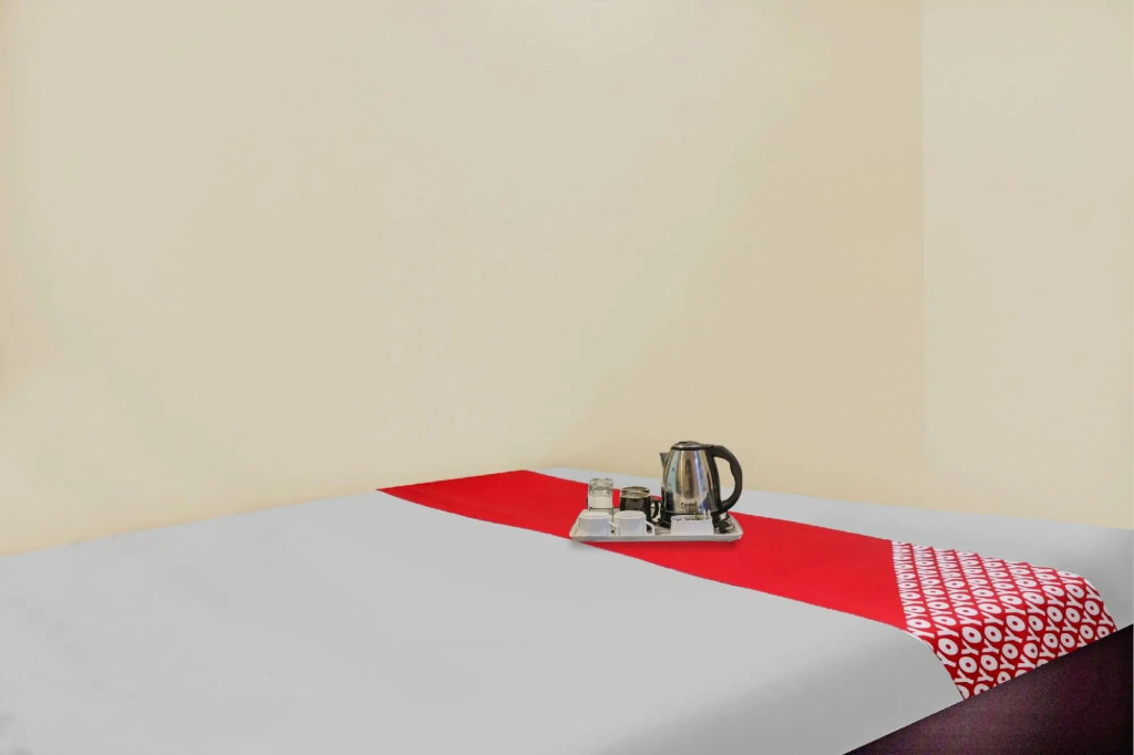 Сарнатх: OYO 87180 Hotel Royal Galaxy