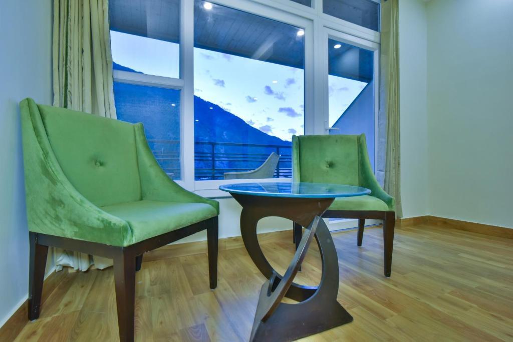 Дармсала: Hotel Asian International
