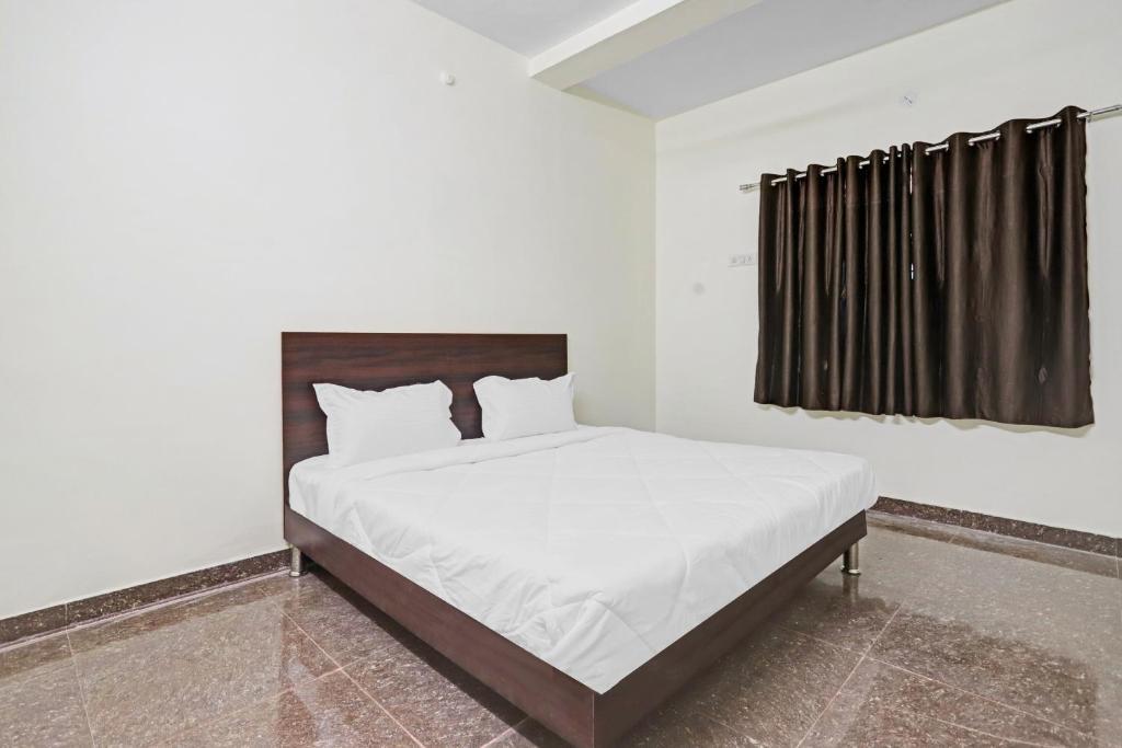 Нагпур: OYO 86300 Hotel B a b