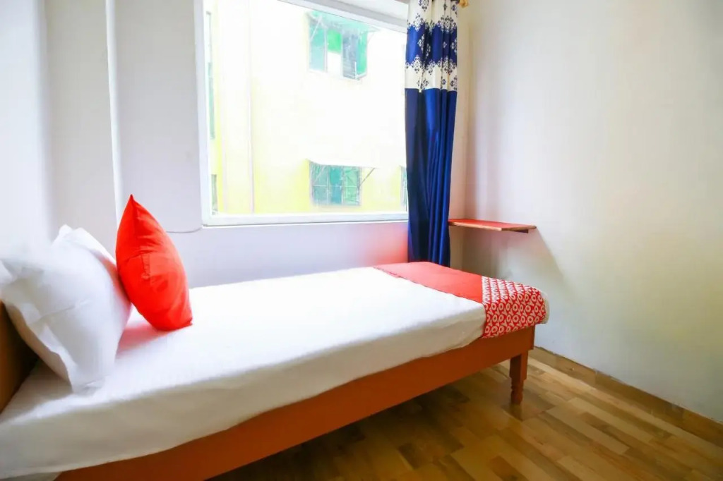 Газиабад: Oyo 67068 Ansh Residency