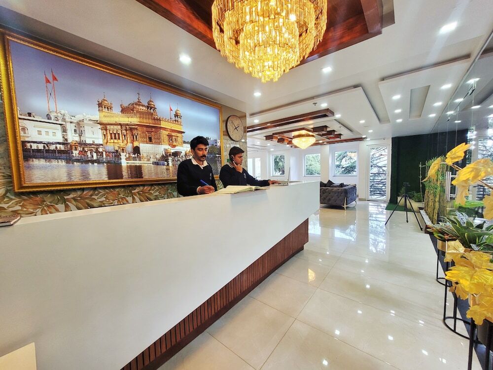 Дармсала: Rr Hotel And Resort