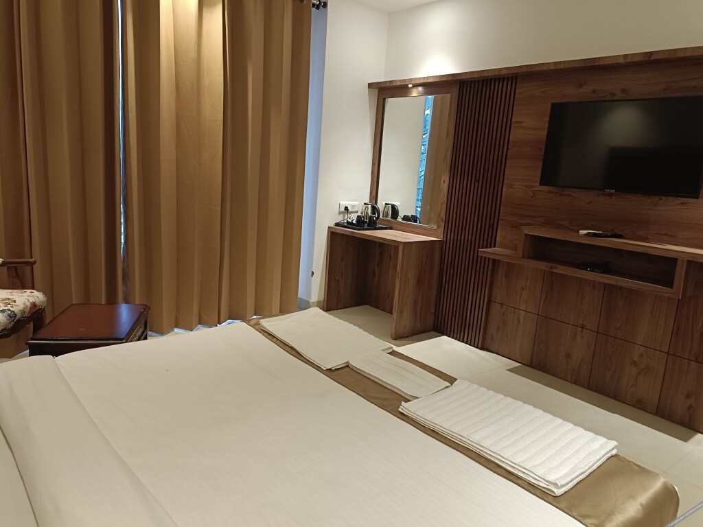 Дармсала: Rr Hotel And Resort