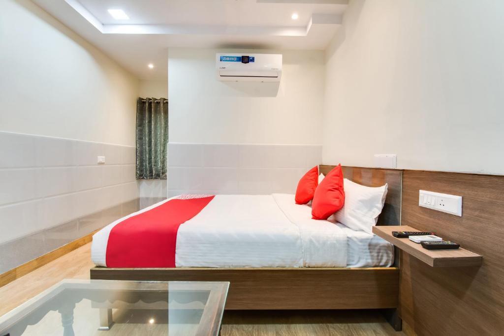 Висакхапатнам: OYO Flagship Hotel GV Residency
