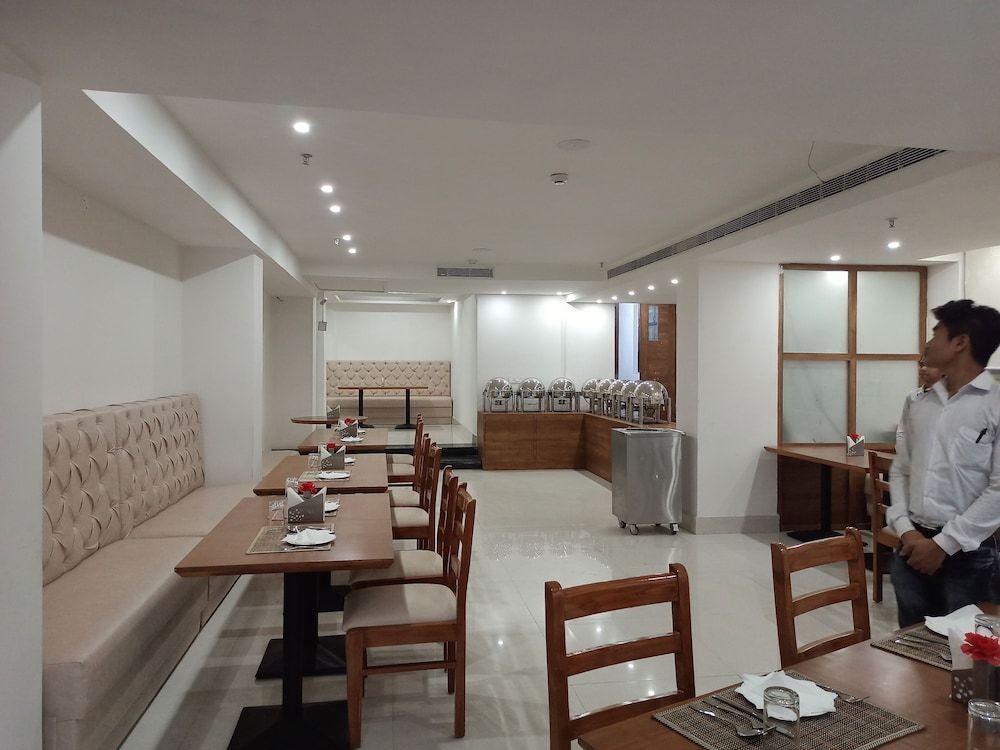 Гувахати: Hotel Autumn Crocus - A Boutique Hotel