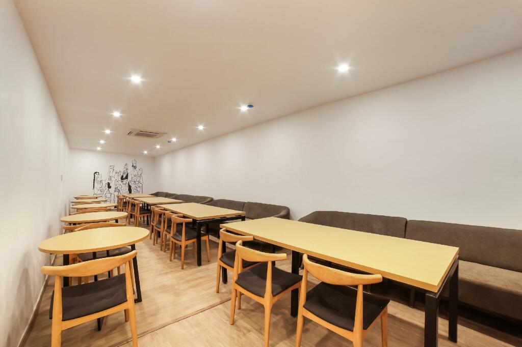 Гуруграм: OYO Townhouse 76608 Vero