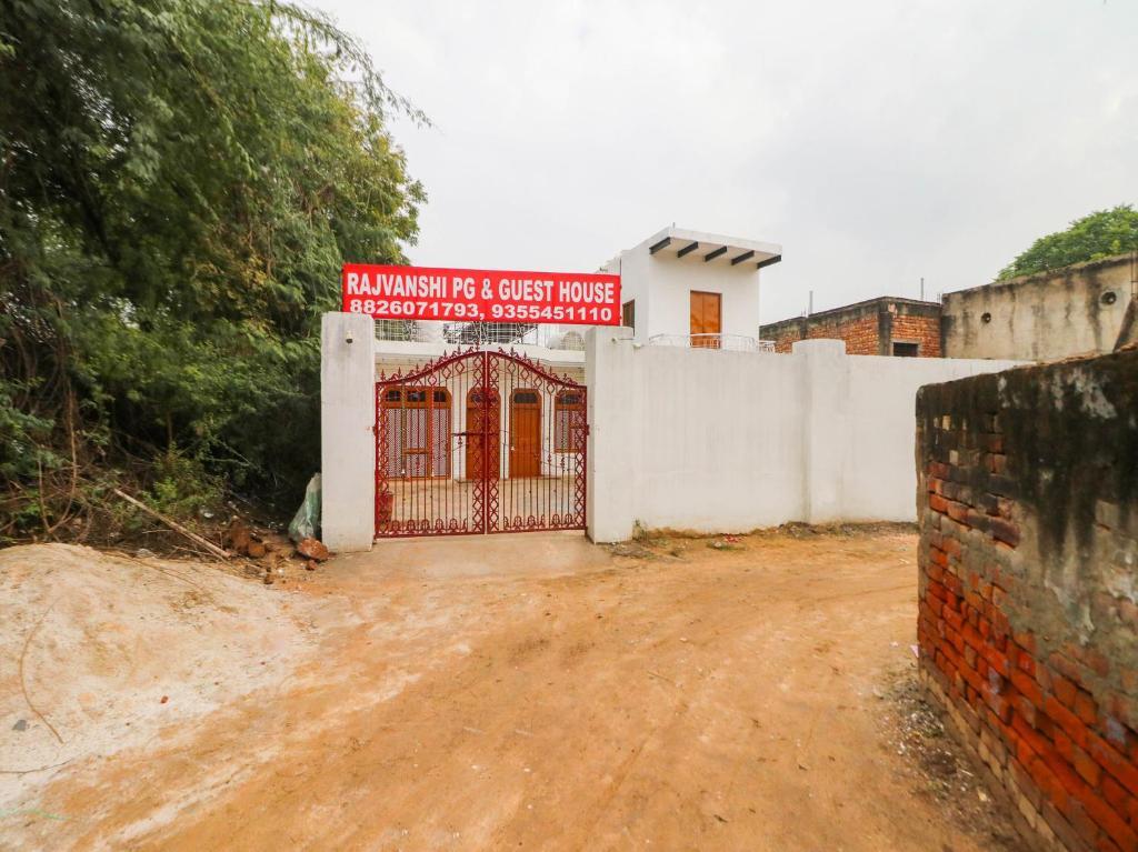 Гуруграм: OYO 86091 Rajvanshi Pg & Guest House