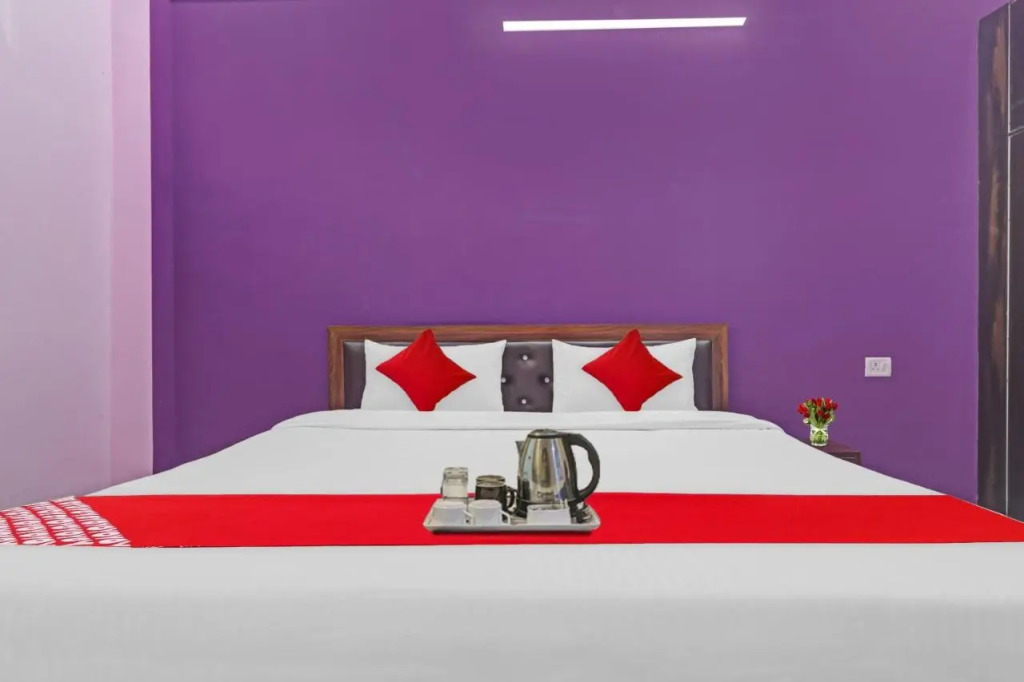 Праяградж: Oyo Flagship 92640 Sunshine Inn