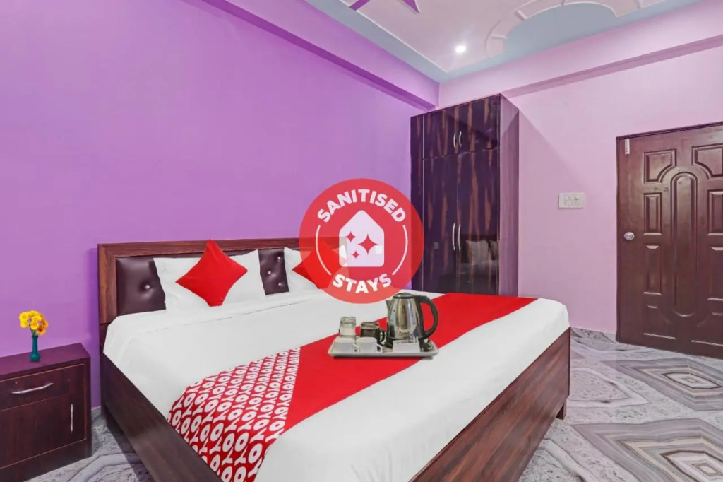 Праяградж: Oyo Flagship 92640 Sunshine Inn