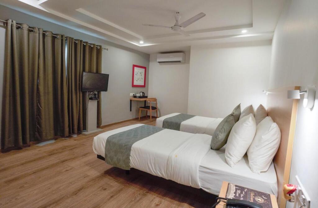 Индаур: Hotel Konark Inn