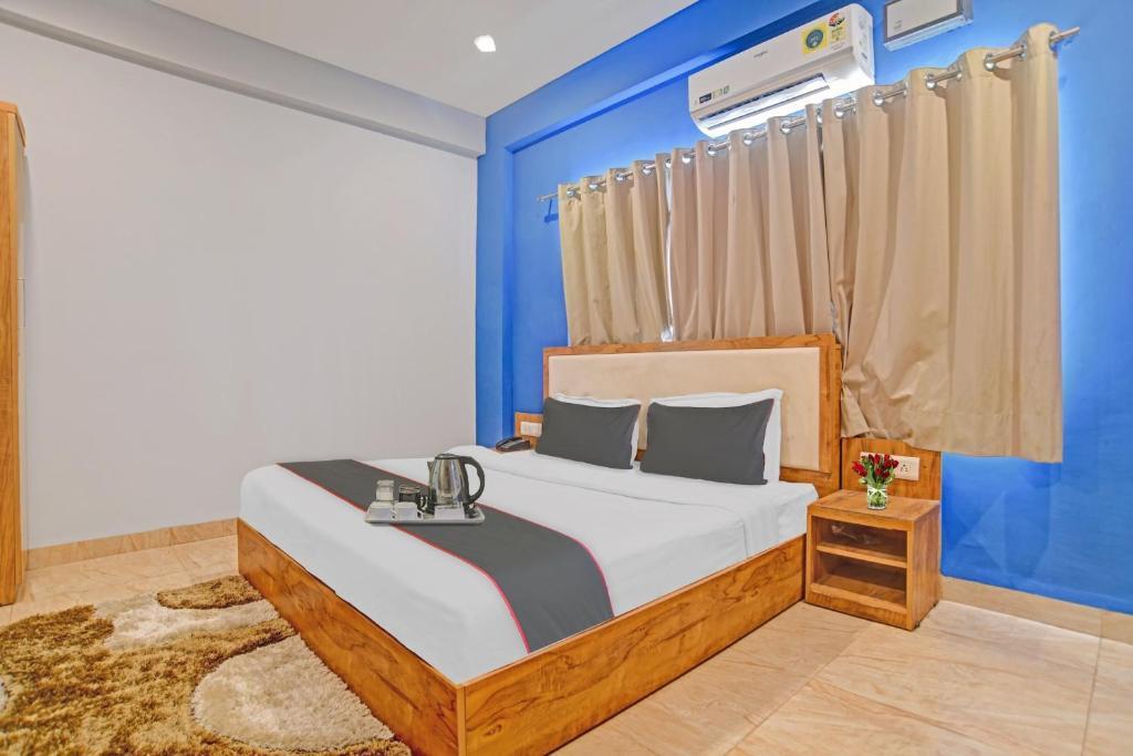 Индаур: Super Oyo Collection O Hotel Aura Inn