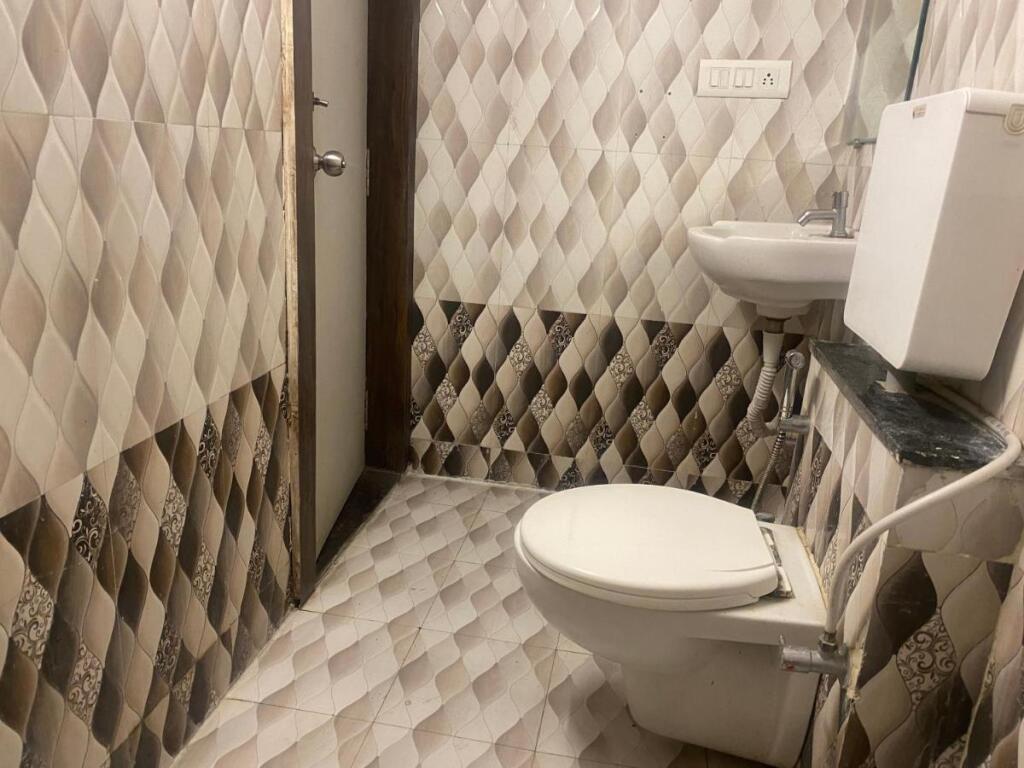 Индаур: Super Oyo Collection O Hotel Aura Inn