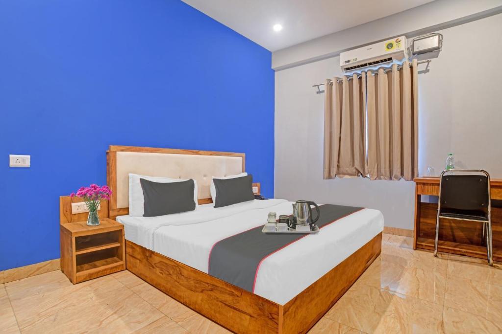Индаур: Super Oyo Collection O Hotel Aura Inn