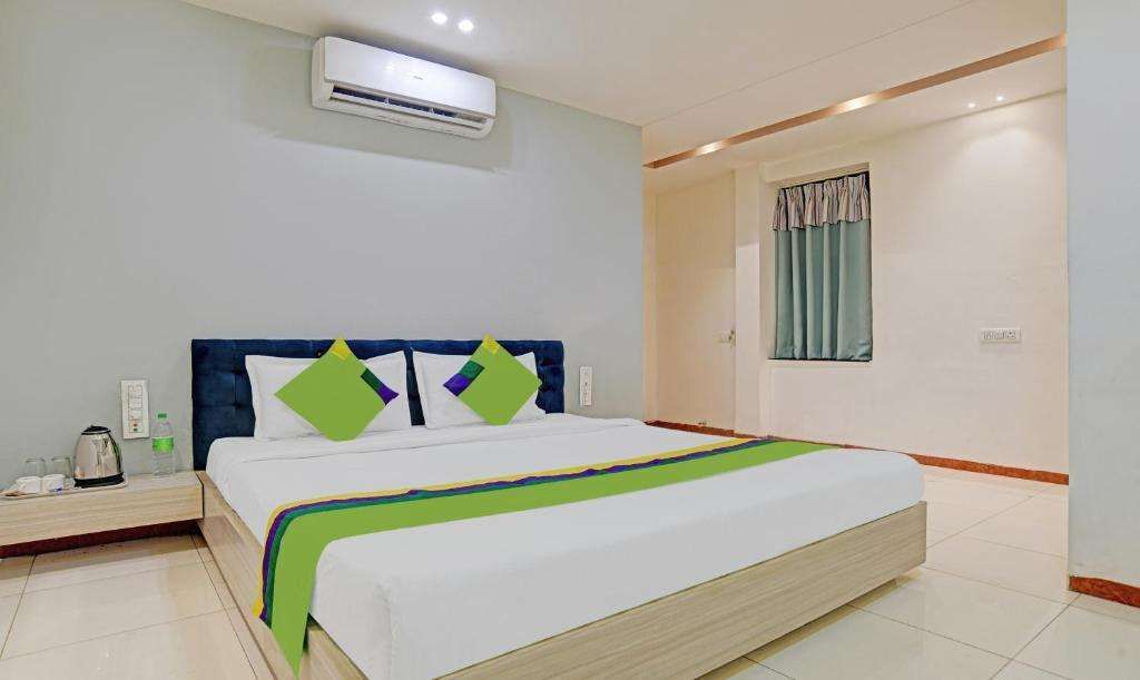 Индаур: Treebo Trend Hotel Omkar