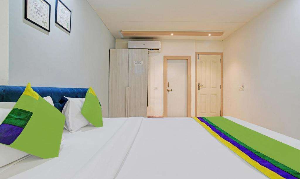 Индаур: Treebo Trend Hotel Omkar