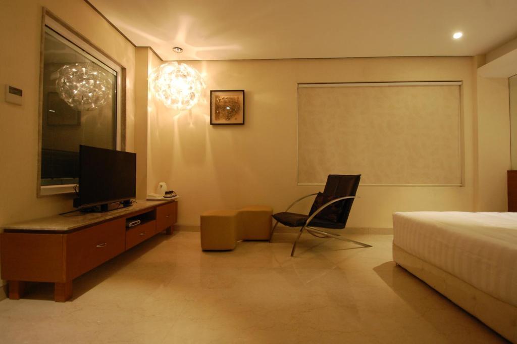 Индаур: Click Hotel Sapphire Star