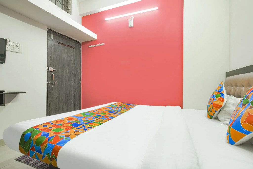 Индаур: Fabexpress Royal Palace Inn