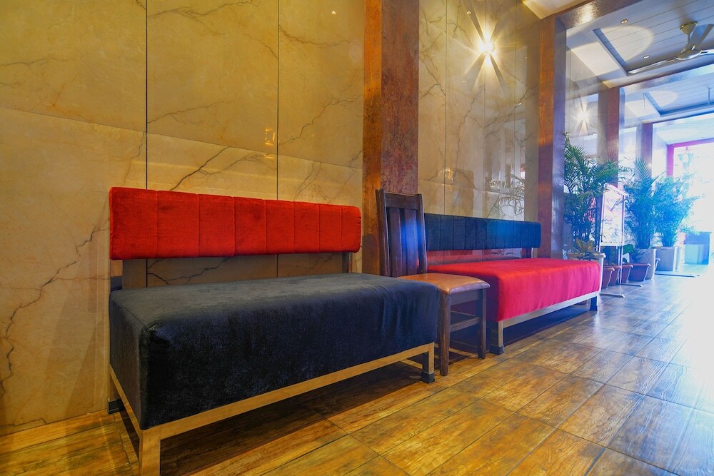 Индаур: Fabhotel Pishori