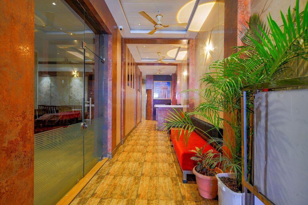 Индаур: Fabhotel Pishori