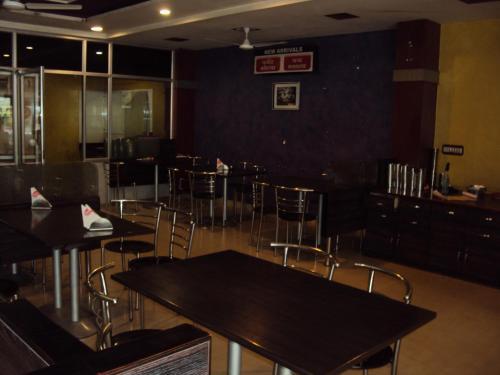Бхилвара: KC Hotel