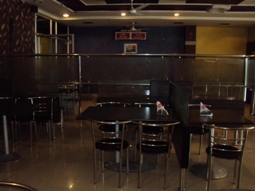 Бхилвара: KC Hotel