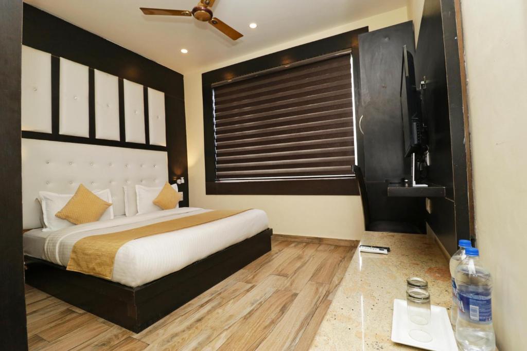 Дармсала: Hotel Mirage Residency - Hill View Hotel in Dharamshala