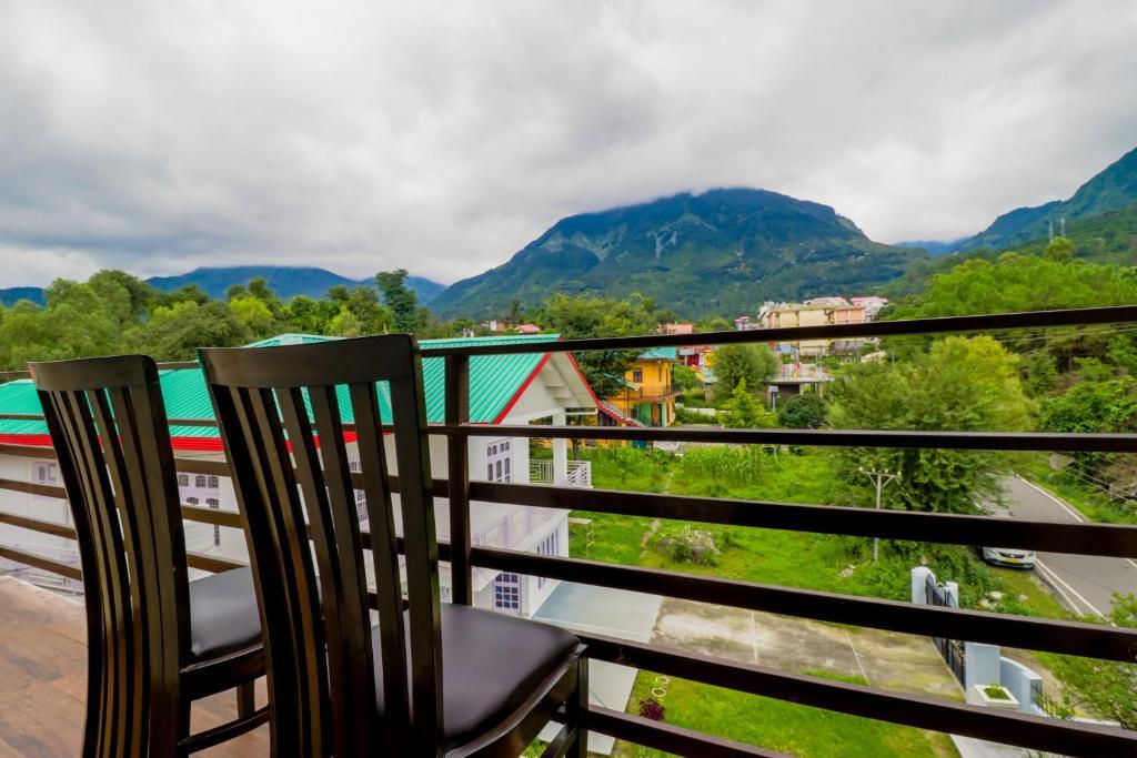 Дармсала: Hotel Mirage Residency - Hill View Hotel in Dharamshala