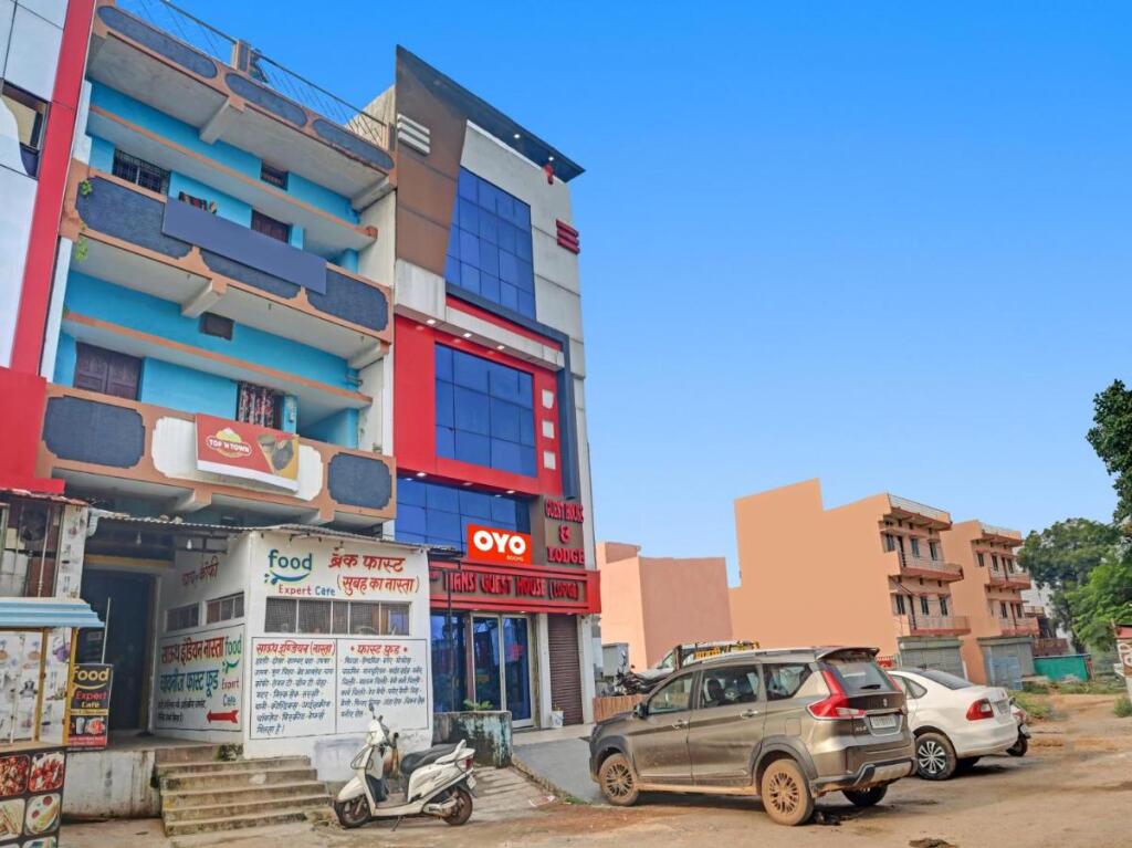 Bilaspur: Oyo Flagship 70023 New Mansi Hotel