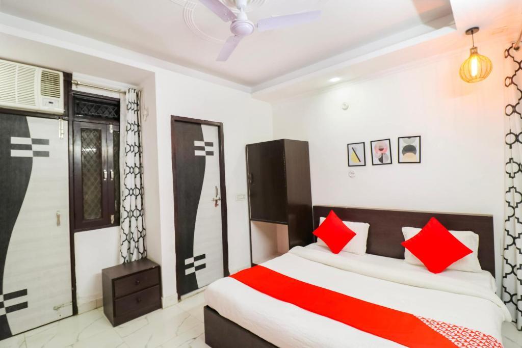 Нью-Дели: Oyo Flagship 93499 Hotel Belmond