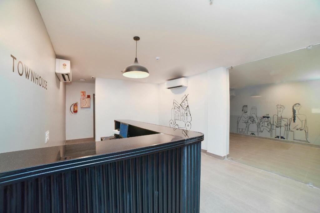 Гувахати: OYO Townhouse 384 N.K Hotels