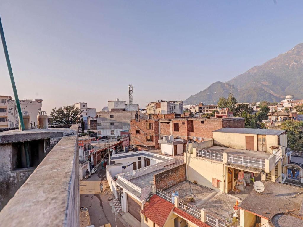 Катра: OYO 84081 Hotel Suhani Katra