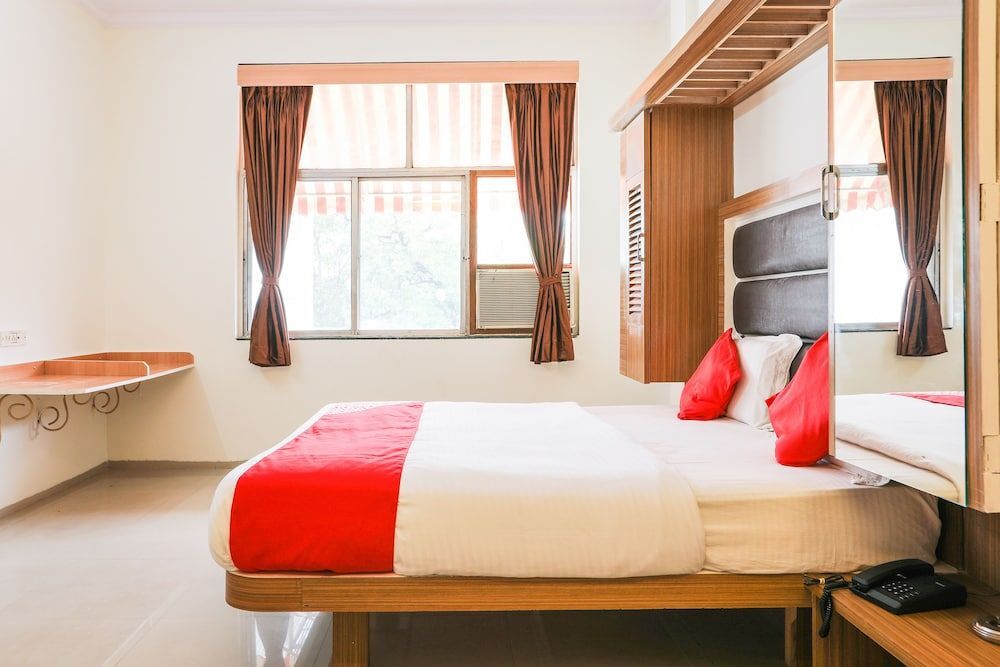 Нашик: OYO Flagship 14283 Hotel Shanti Inn