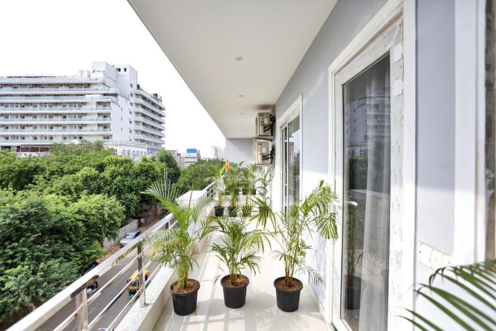Гуруграм: OYO Townhouse 1101 Birdhouse South City