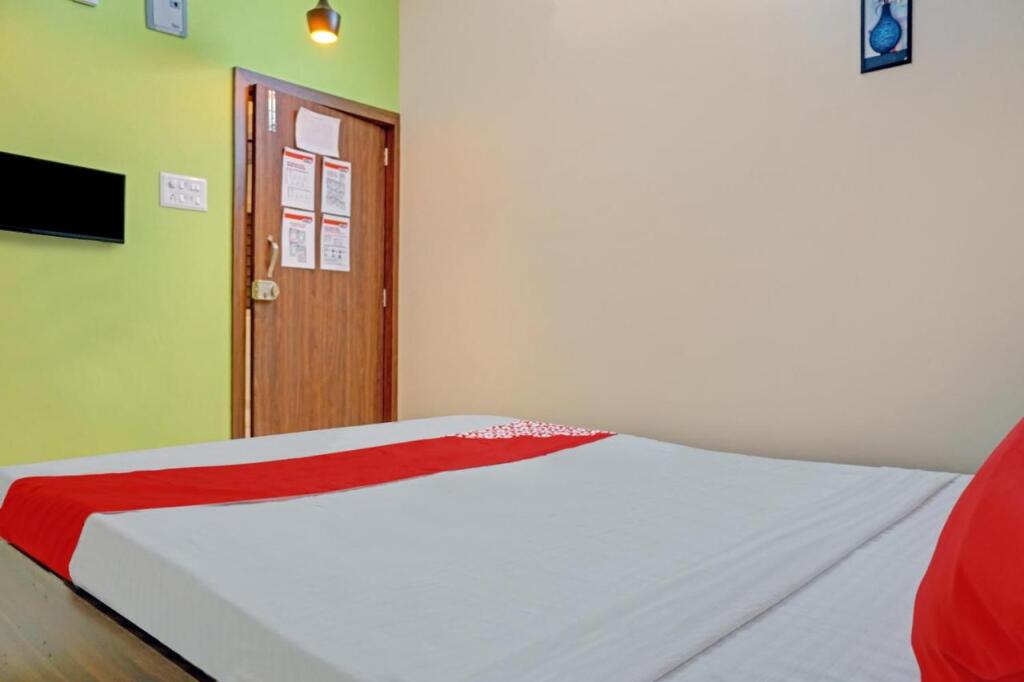 Хинджевади: OYO Flagship 81198 Siddhi Home Stay