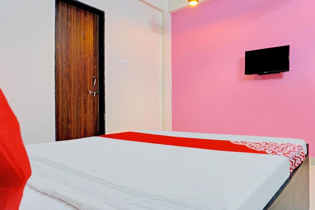 Хинджевади: OYO Flagship 81198 Siddhi Home Stay