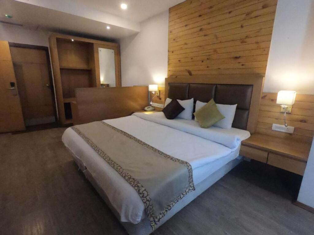 Гангток: Mann Dechen and Palmo, Mg Marg, Gangtok