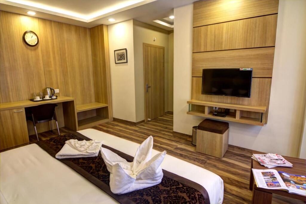 Гангток: The Cosmos Hotel