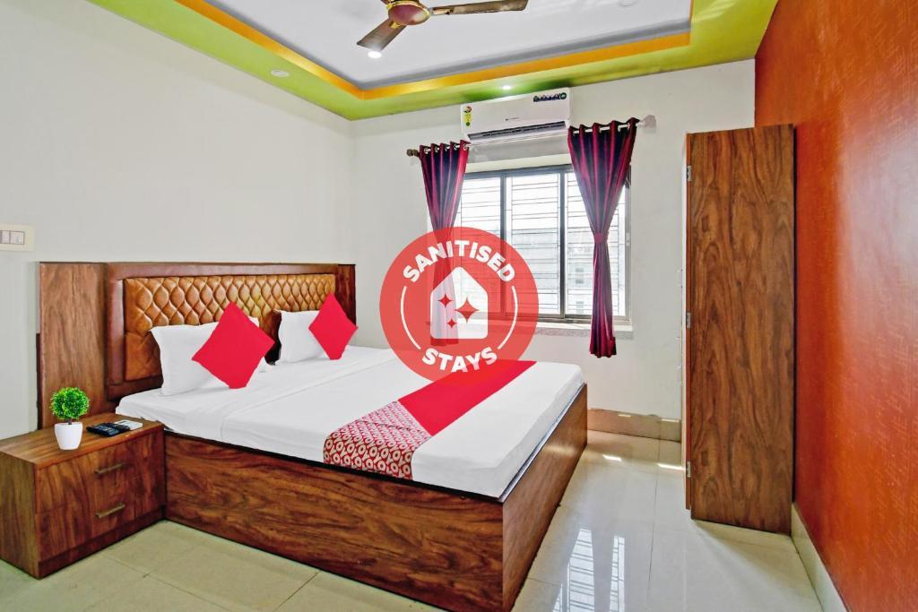 Панихати: OYO 87773 Hotel Stay Inn