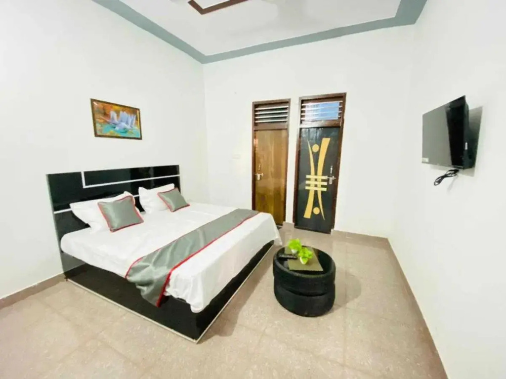 Гуруграм: Oyo Super 7 Hotel