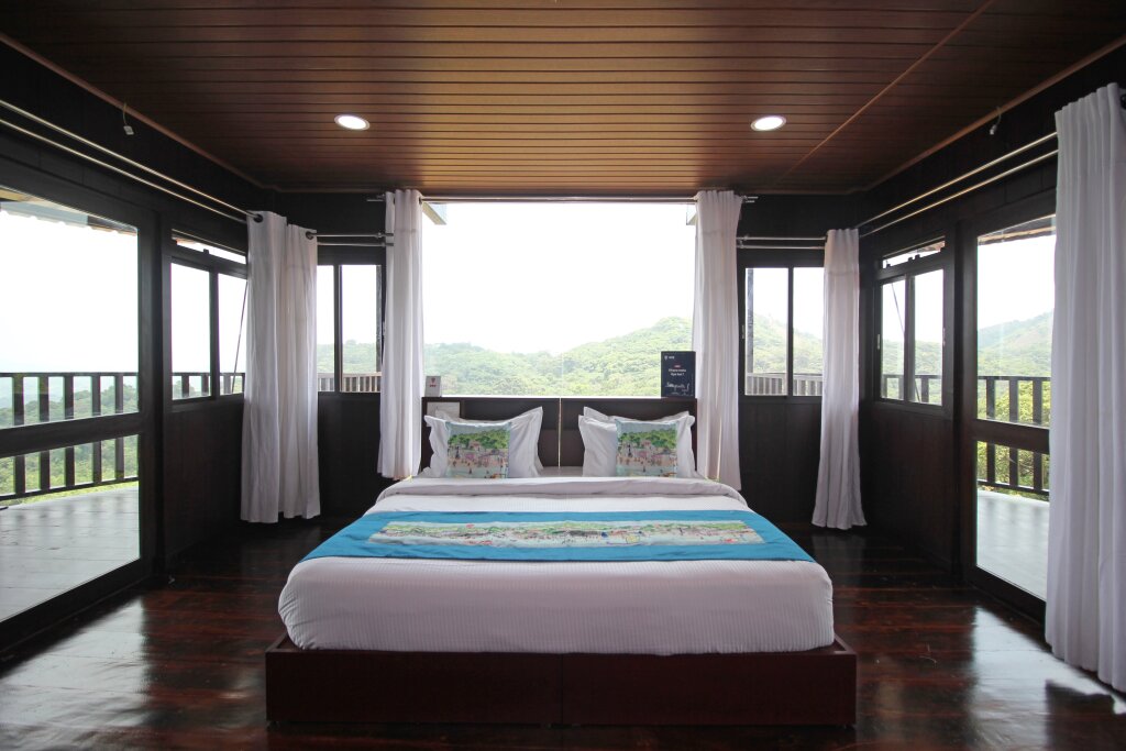 Кушалнагар: Oyo 8702 Coorg Treehouse