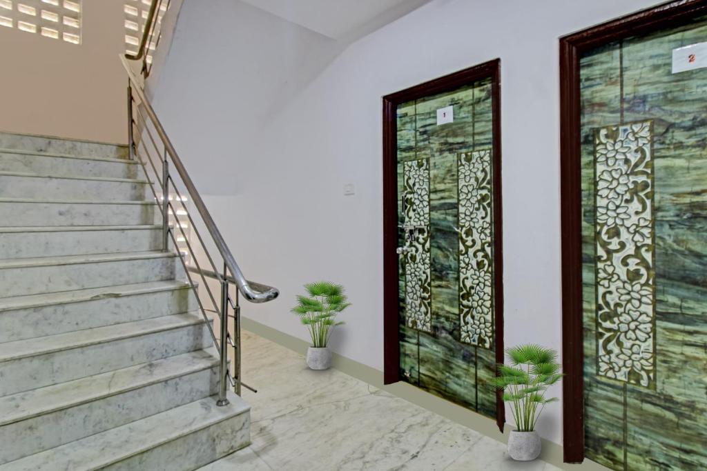 Нагпур: Oyo Flagship 93139 Green Lodging And Boarding
