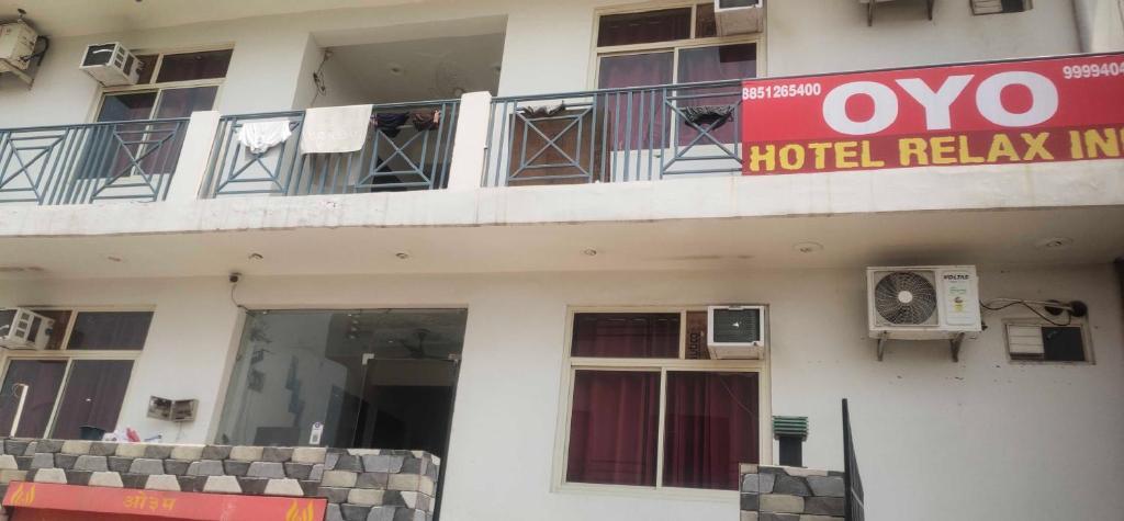 Большая Нойда: Oyo 93365 Hotel Ralex Inn
