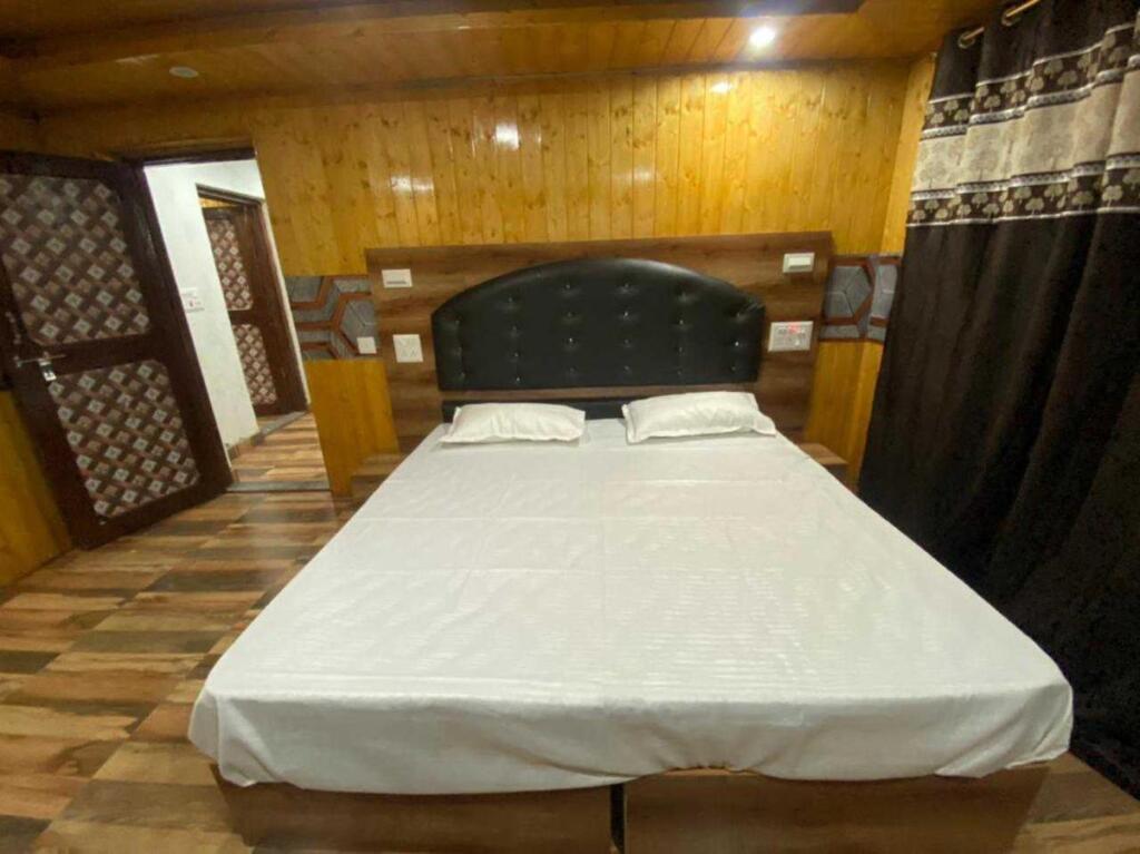 Пахалгам: Oyo Home Homestay Rashid Wani