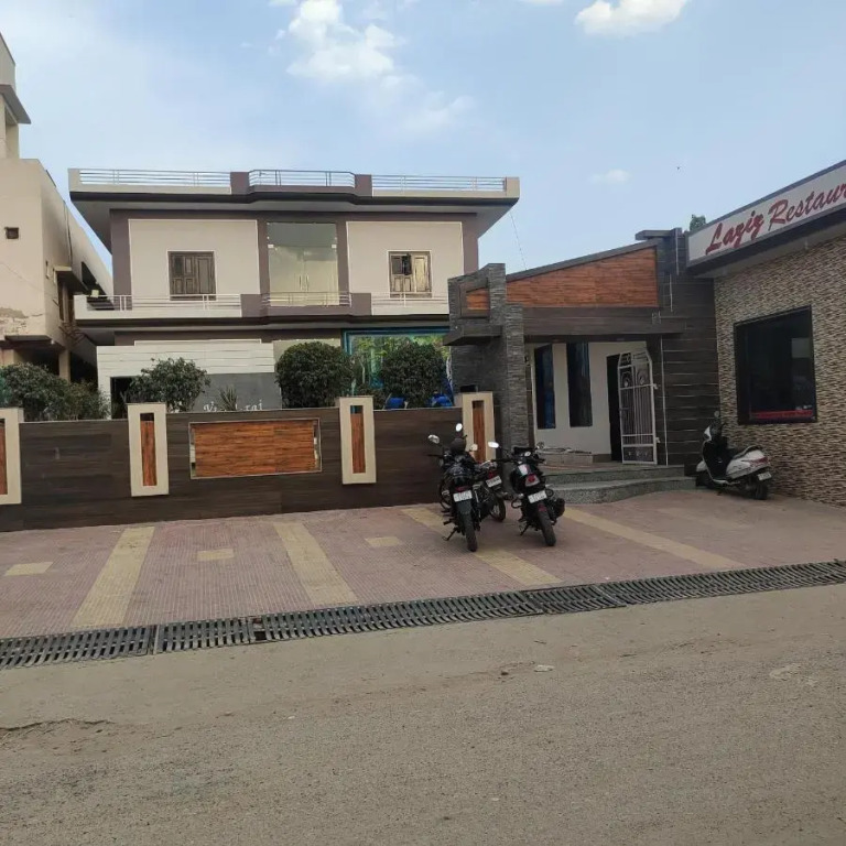 Сикар: OYO 87194 Hotel Vijayraj