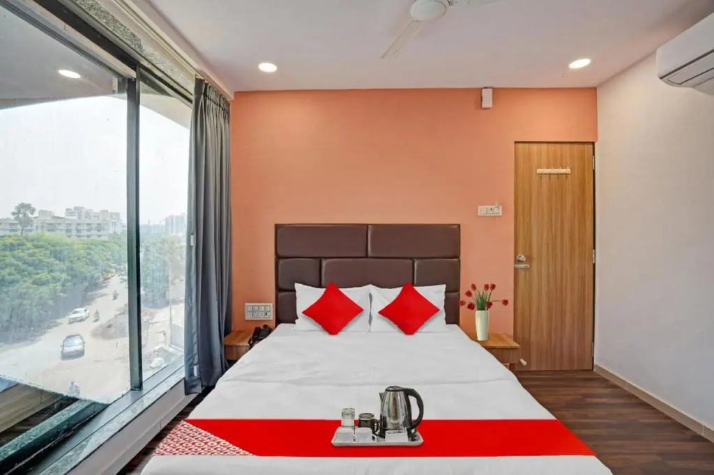 Сурат: Super Oyo Flagship Hotel Infinity