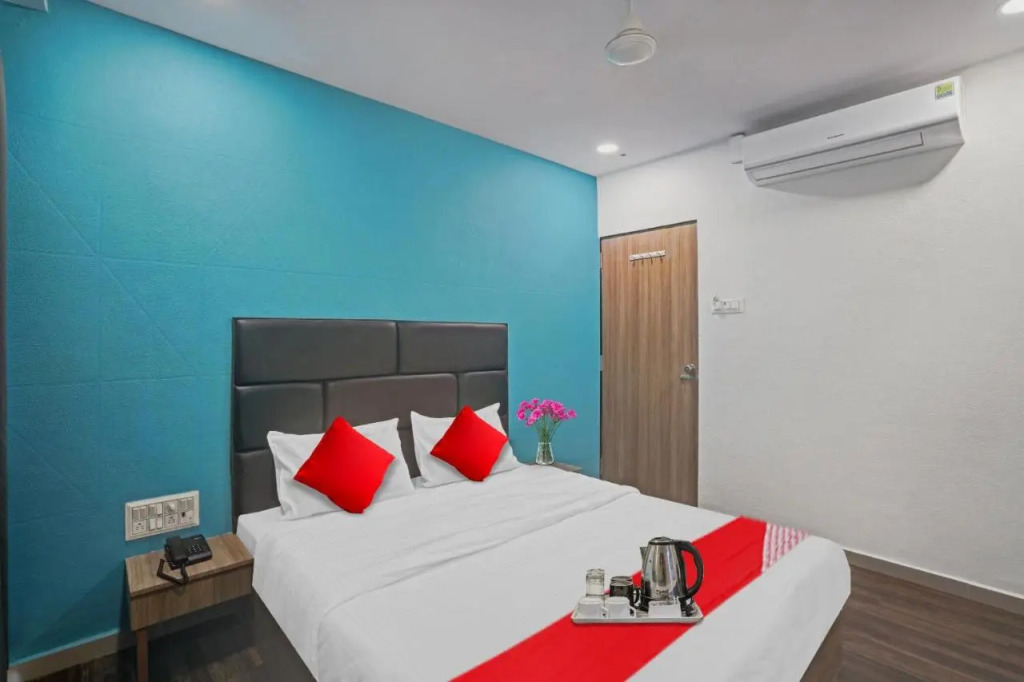 Сурат: Super Oyo Flagship Hotel Infinity
