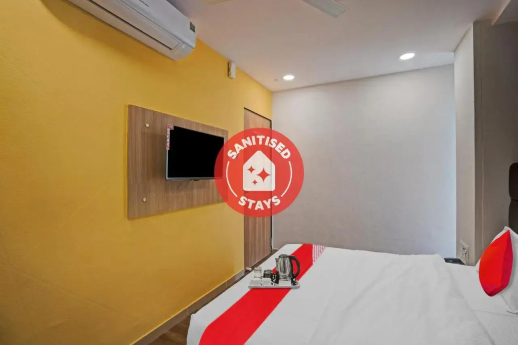 Сурат: Super Oyo Flagship Hotel Infinity