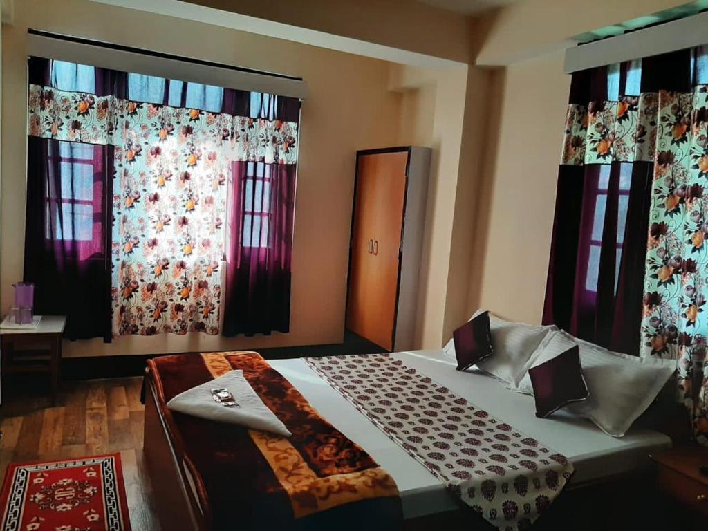 Гангток: New Hotel Sikkim