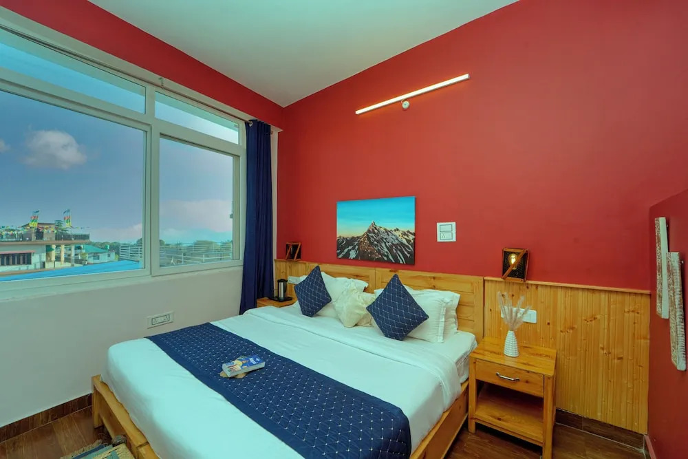 Бир: Chokling Art House